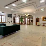 شقة Renesans كرينيتسا زدروي