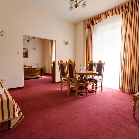 Apartament Renesans